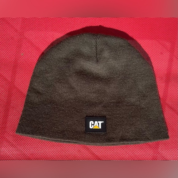 CAT Black Beanie - Picture 1 of 2